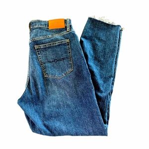 Lucky Brand High Rise Mom Jean Drew, Ankle, Size 10/30.